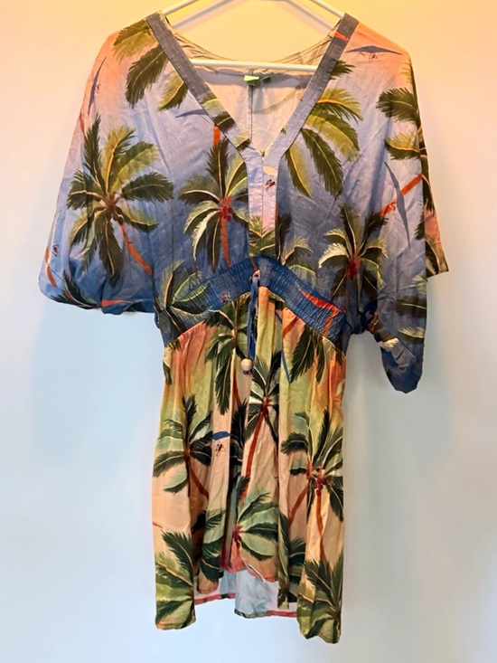 FARM Rio Dresses & Skirts - Farm Rio V-Neck Faux Tie Waist Short Sleeve Tropical Resort Cruis wear Dress cov